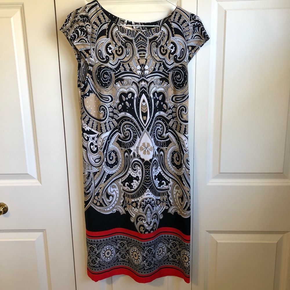 Black red white printed dress